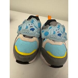 Blue's clues and you blue little kid sneakers size 5
